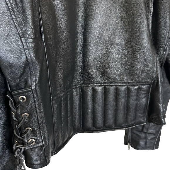 Vintage Oversized Black Leather Bomber Motorcycle Jacket - Picture 9 of 11